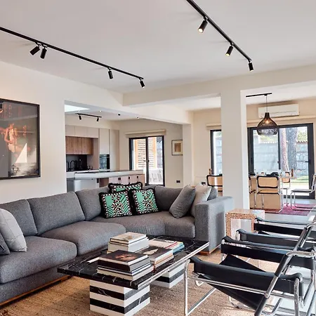 Jungle Eva - With Pool & Gardens 빌라