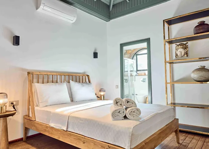 Villa Jungle Eva - With Pool & Gardens