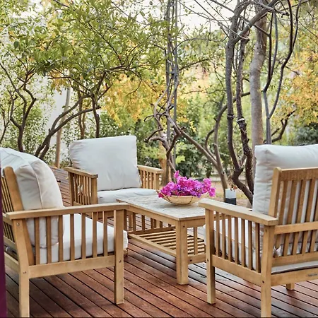 Jungle Eva - With Pool & Gardens *