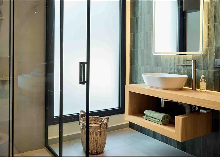 Villa Jungle Eva - With Pool & Gardens *